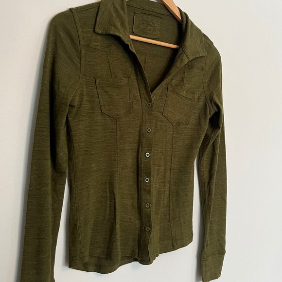 Prana. Button Up Long Sleeve Top. Heathered Green Color. Size Medium. Womens. - Picture 5 of 8
